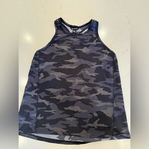Women’s Ashleta camo tank. Medium.